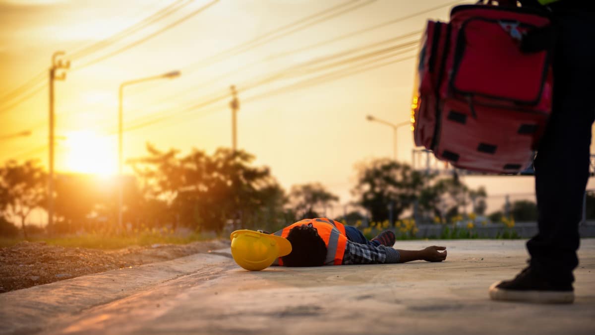 Dangers-of-Heat-Stroke-Caused-by-Overexertion.jpeg